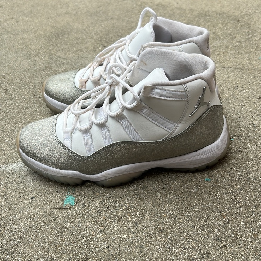 Nike Air Jordan 11 metallic Silver glitter - Picture 4 of 10